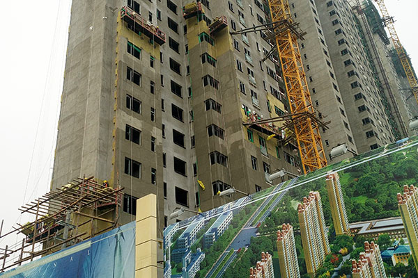岩棉保温材料在建筑项目现场安装