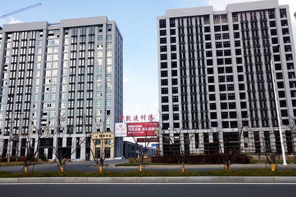 岩棉保温材料在建筑项目现场安装
